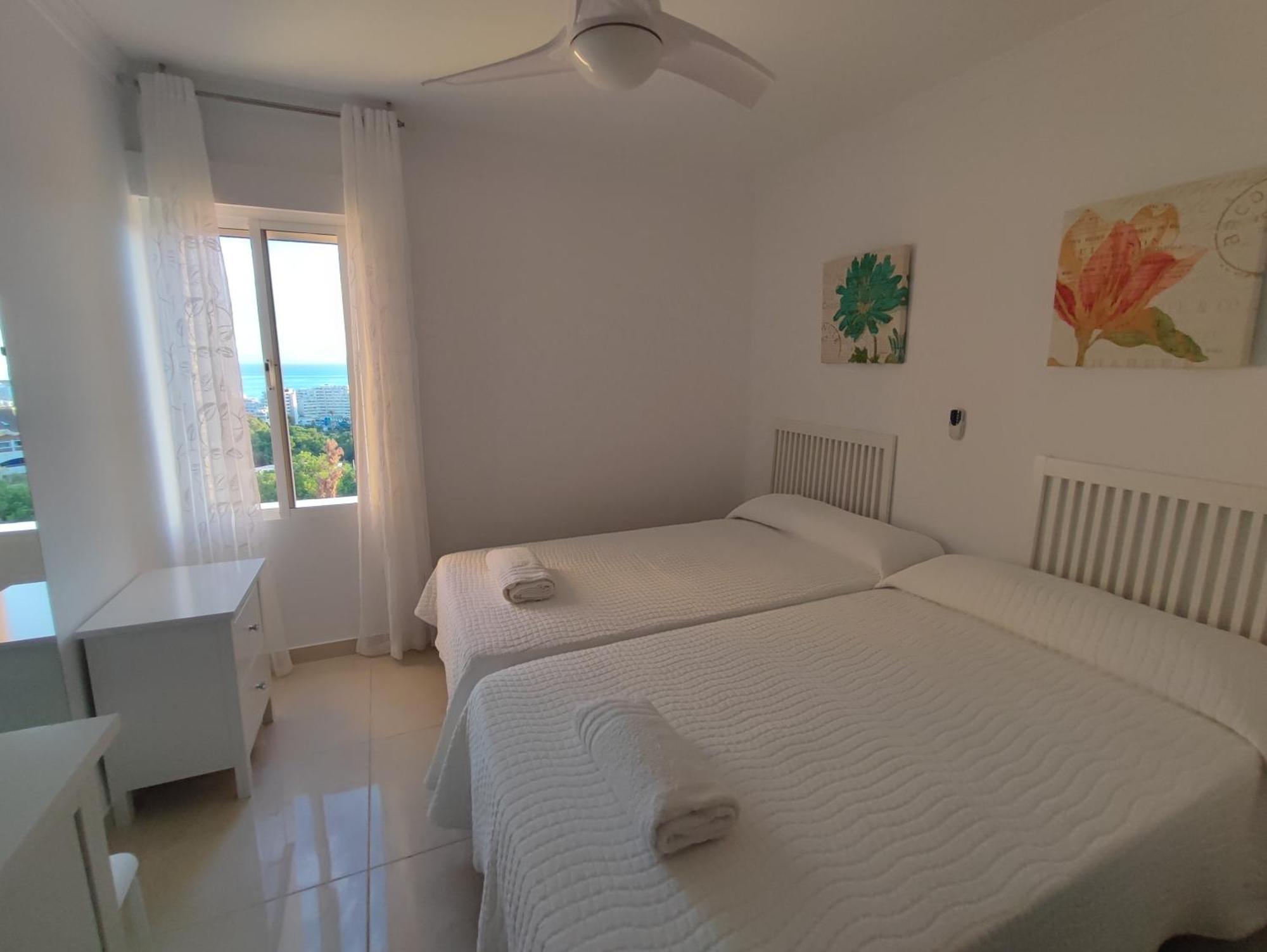 Hercules Paradise 531 Apartamento Con Vistas Al Mar Mediterraneo En Benalmadena A Pasos Del Centro Y Su Vibrante Zona Comercial Disfruta De Una Experiencia Unica En La Costa Del Sol Malaga Andalucia Well-Connected To The Airport Exteriér fotografie