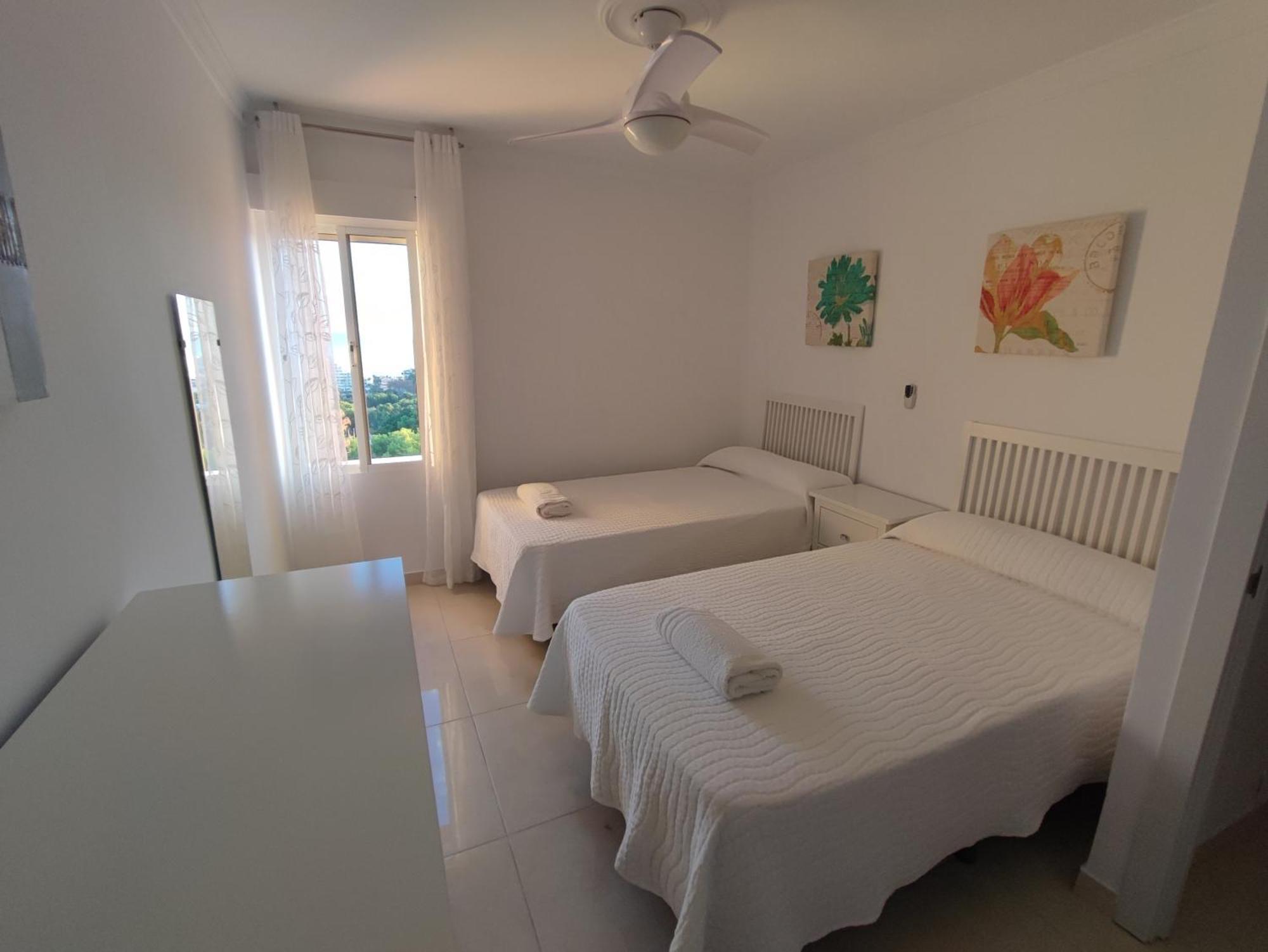 Hercules Paradise 531 Apartamento Con Vistas Al Mar Mediterraneo En Benalmadena A Pasos Del Centro Y Su Vibrante Zona Comercial Disfruta De Una Experiencia Unica En La Costa Del Sol Malaga Andalucia Well-Connected To The Airport Exteriér fotografie